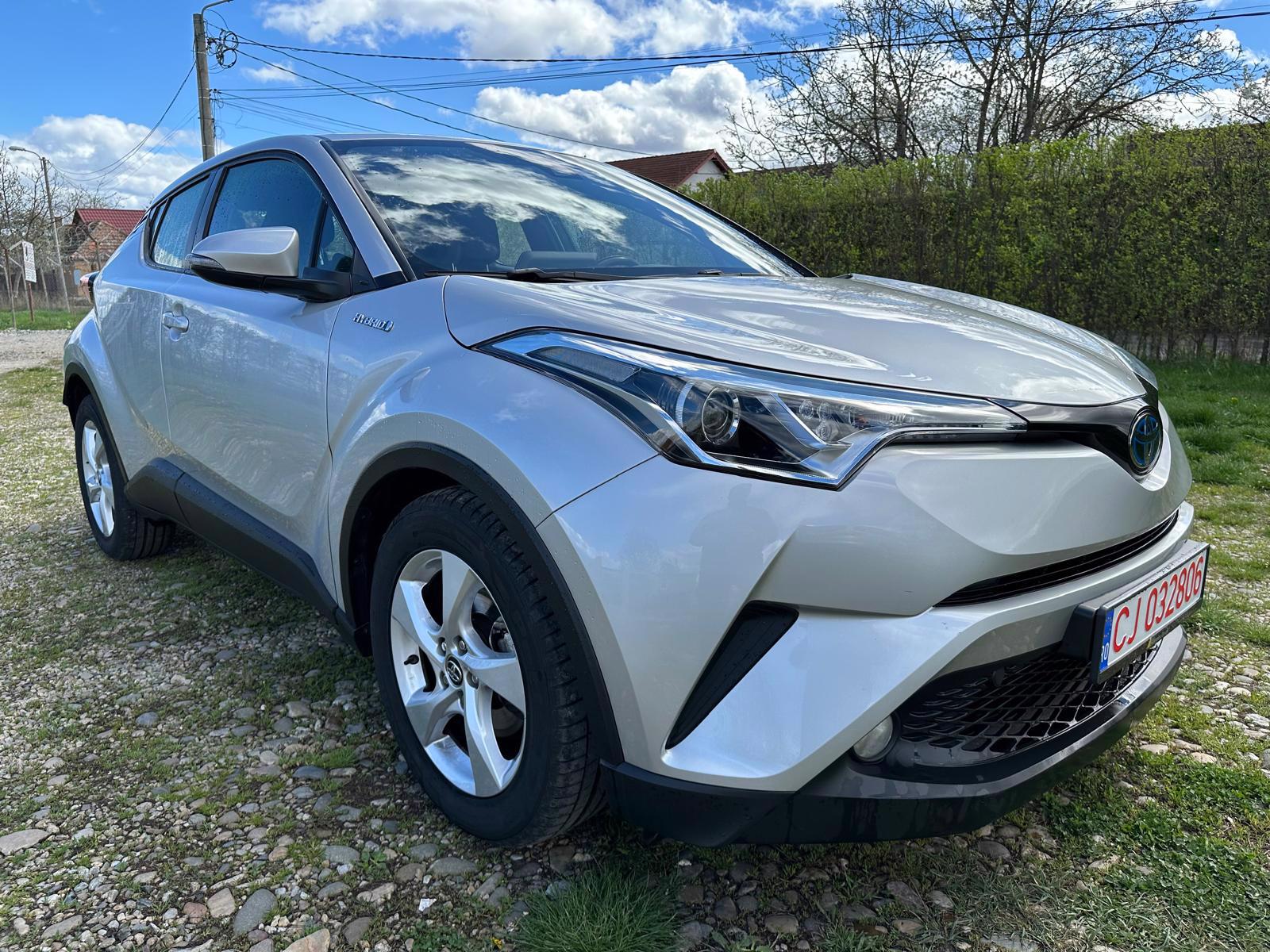 Toyota CHR 1.8  hybrid automatic gas /electric 